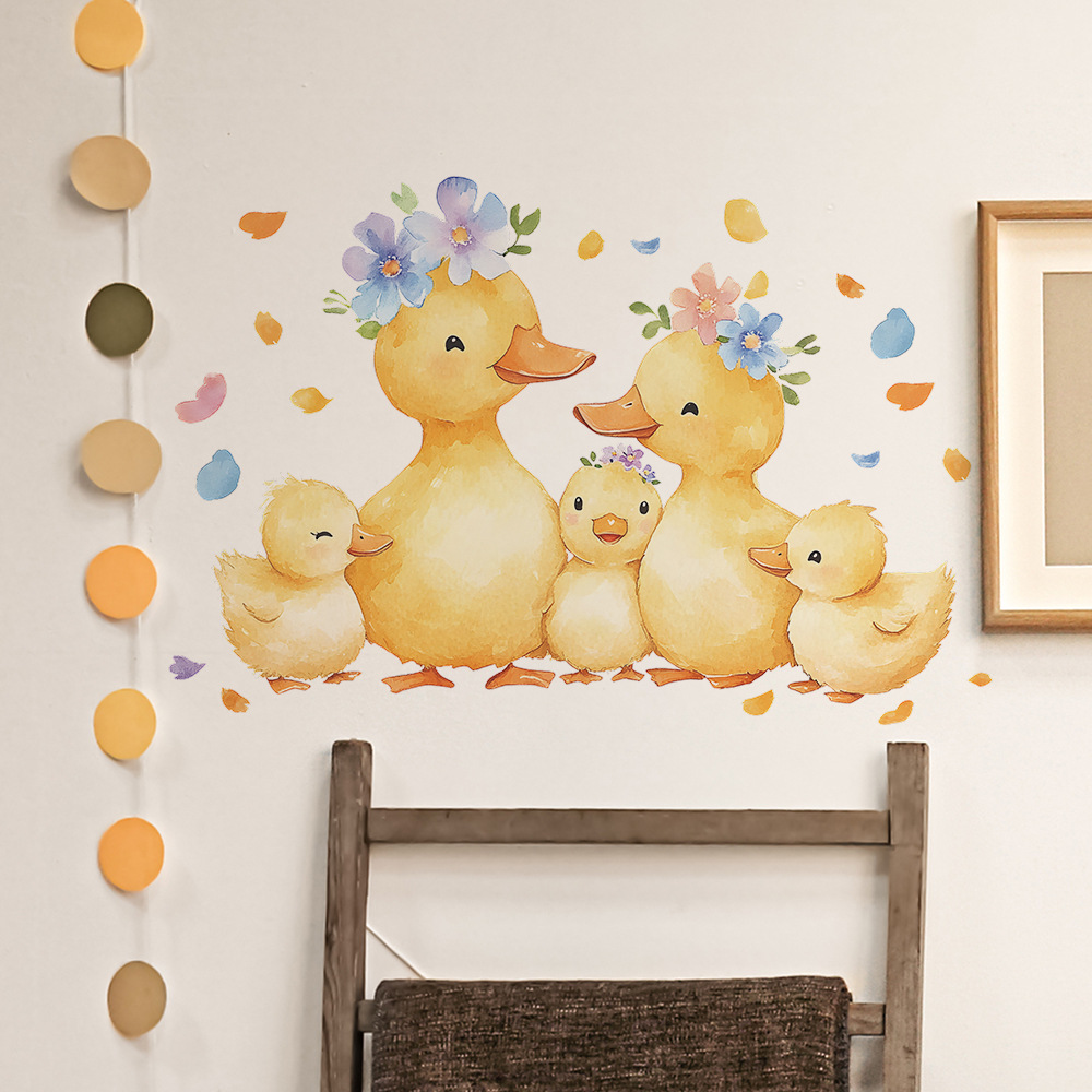 Baby Nursery Yellow Walls - Karikatür Sarı Ördek Aile Duvar Sticker